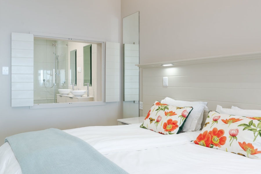 11 Bedroom Property for Sale in Camps Bay Western Cape